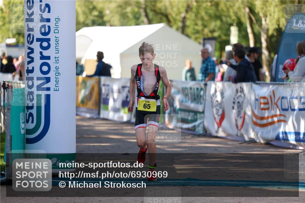 01.09.2024 - 17. Tribühne Triathlon Michael Strokosch http://msf.ph/oto/6930969 01.09.2024 09:49:25 Ziel 65, 68 meine-sportfotos.de
