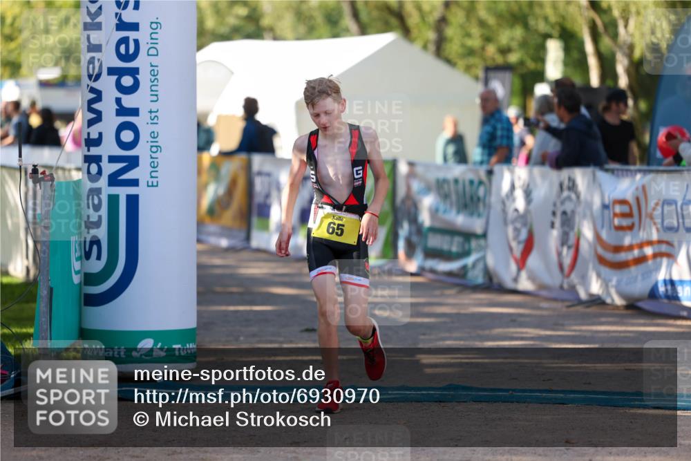 01.09.2024 - 17. Tribühne Triathlon Michael Strokosch http://msf.ph/oto/6930970 01.09.2024 09:49:25 Ziel 65, 68 meine-sportfotos.de