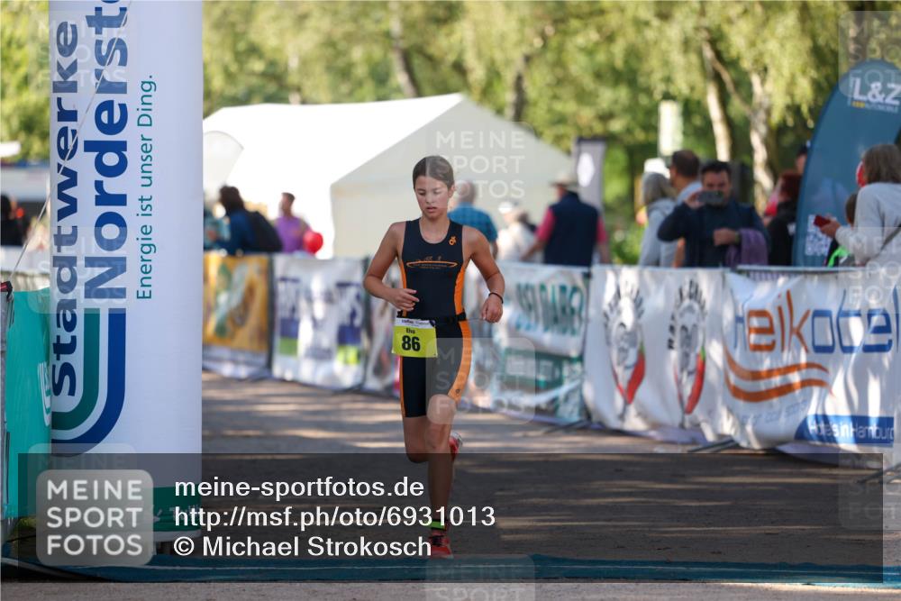 01.09.2024 - 17. Tribühne Triathlon Michael Strokosch http://msf.ph/oto/6931013 01.09.2024 09:49:36 Ziel 58, 62, 86 meine-sportfotos.de