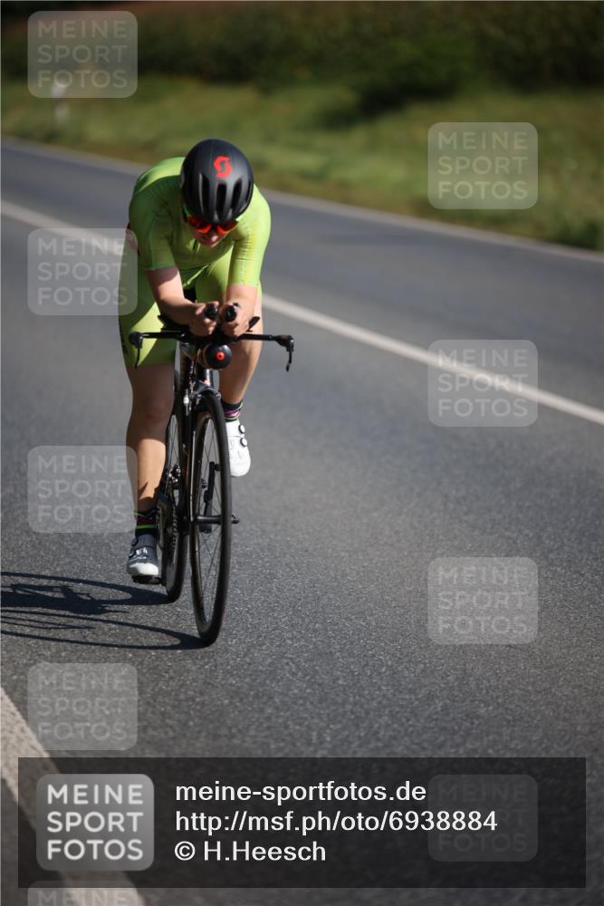 01.09.2024 - 17. Tribühne Triathlon H.Heesch http://msf.ph/oto/6938884 01.09.2024 10:27:28 Radfahren 1069 meine-sportfotos.de