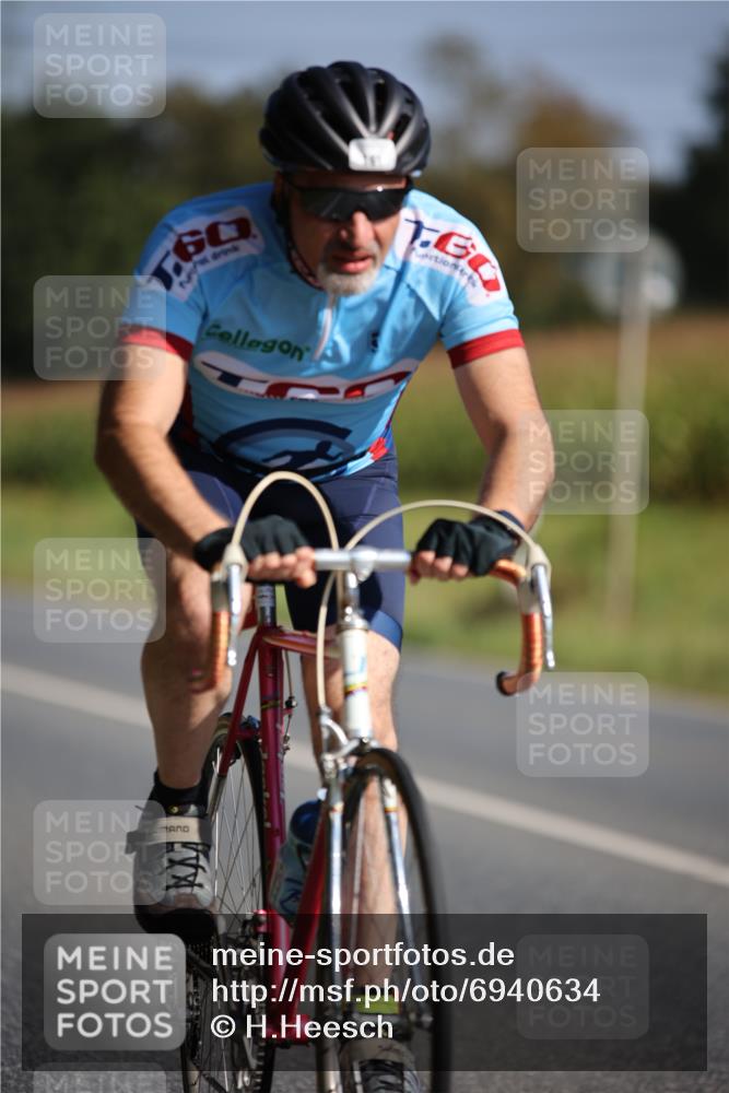 01.09.2024 - 17. Tribühne Triathlon H.Heesch http://msf.ph/oto/6940634 01.09.2024 10:39:19 Radfahren 161 meine-sportfotos.de