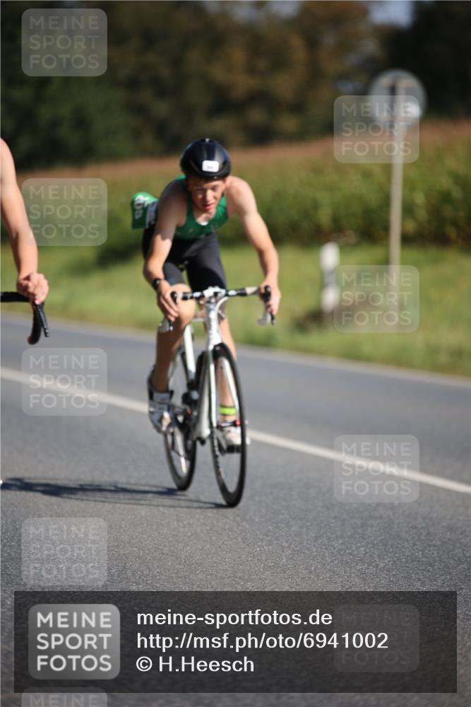 01.09.2024 - 17. Tribühne Triathlon H.Heesch http://msf.ph/oto/6941002 01.09.2024 10:42:33 Radfahren 205, 247, 251, 253 meine-sportfotos.de
