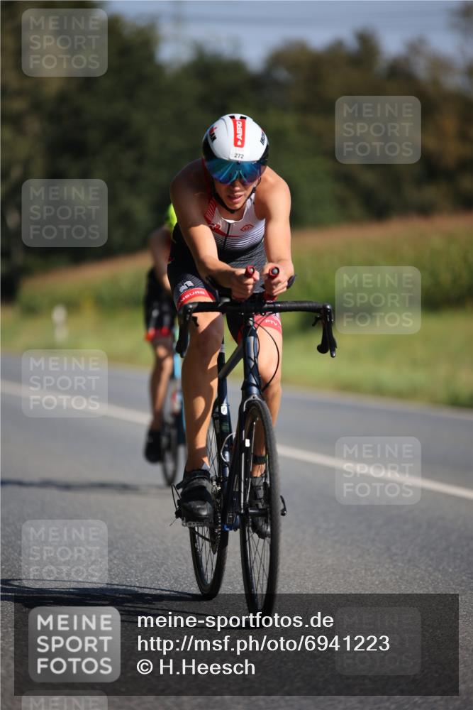 01.09.2024 - 17. Tribühne Triathlon H.Heesch http://msf.ph/oto/6941223 01.09.2024 10:43:25 Radfahren 207, 272, 277, 296 meine-sportfotos.de