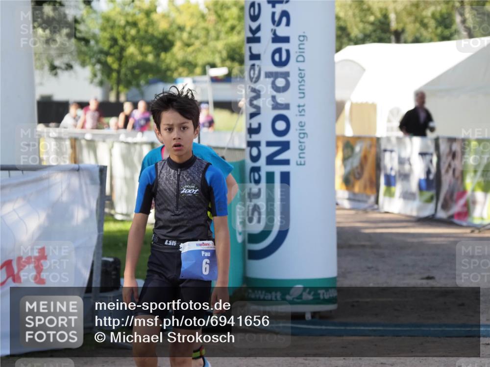 01.09.2024 - 17. Tribühne Triathlon Michael Strokosch http://msf.ph/oto/6941656 01.09.2024 09:16:44 Ziel 6, 38 meine-sportfotos.de