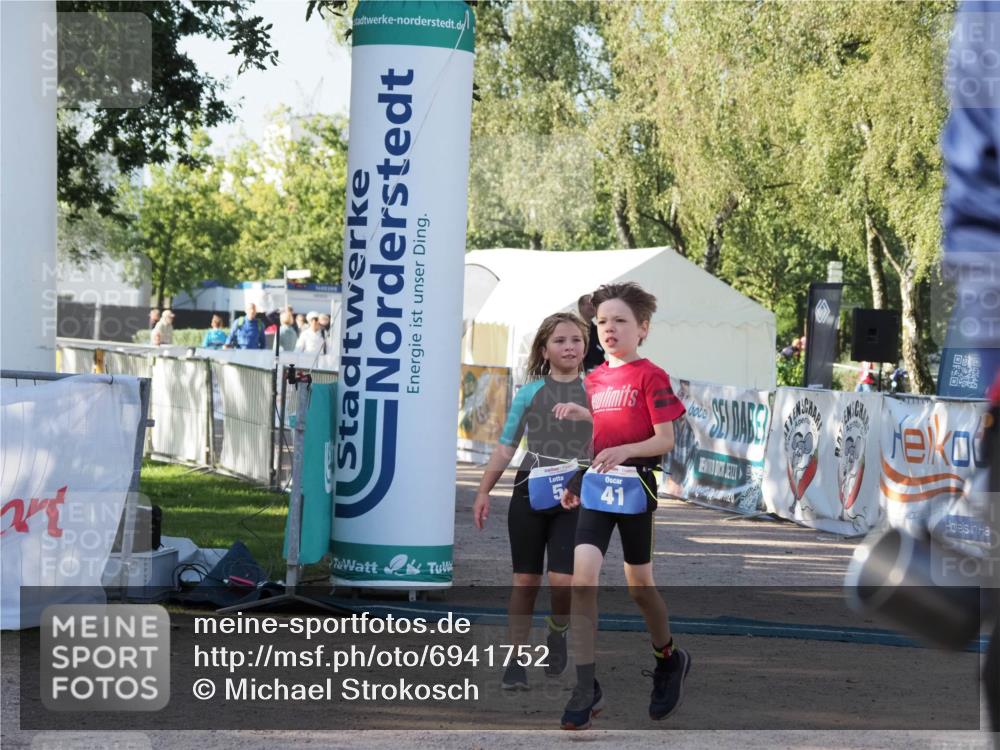 01.09.2024 - 17. Tribühne Triathlon Michael Strokosch http://msf.ph/oto/6941752 01.09.2024 09:20:23 Ziel 5, 41 meine-sportfotos.de