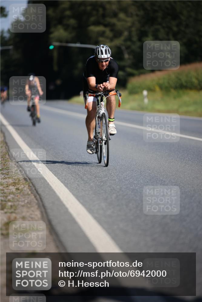 01.09.2024 - 17. Tribühne Triathlon H.Heesch http://msf.ph/oto/6942000 01.09.2024 11:17:10 Radfahren 314, 318, 319, 374, 379, 409, 426 meine-sportfotos.de