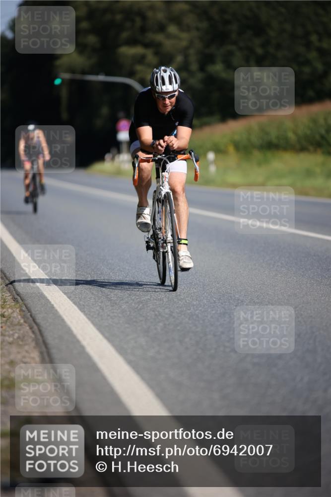 01.09.2024 - 17. Tribühne Triathlon H.Heesch http://msf.ph/oto/6942007 01.09.2024 11:17:11 Radfahren 314, 318, 319, 374, 379, 409, 426 meine-sportfotos.de