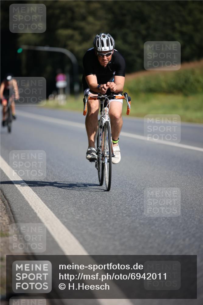 01.09.2024 - 17. Tribühne Triathlon H.Heesch http://msf.ph/oto/6942011 01.09.2024 11:17:11 Radfahren 314, 318, 319, 374, 379, 409, 426 meine-sportfotos.de