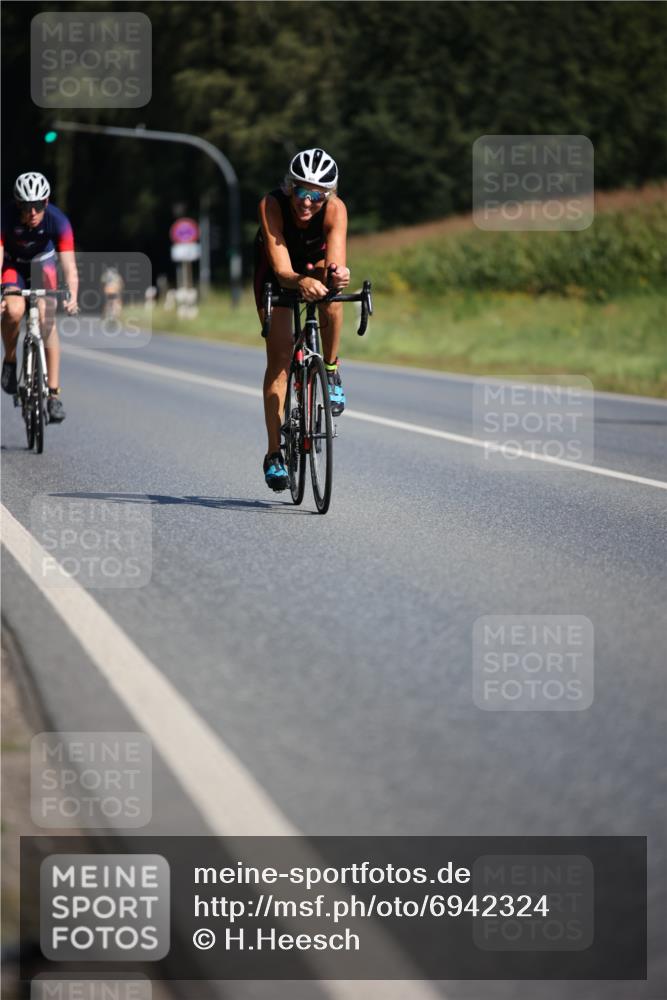 01.09.2024 - 17. Tribühne Triathlon H.Heesch http://msf.ph/oto/6942324 01.09.2024 11:19:26 Radfahren 336, 431, 1479 meine-sportfotos.de