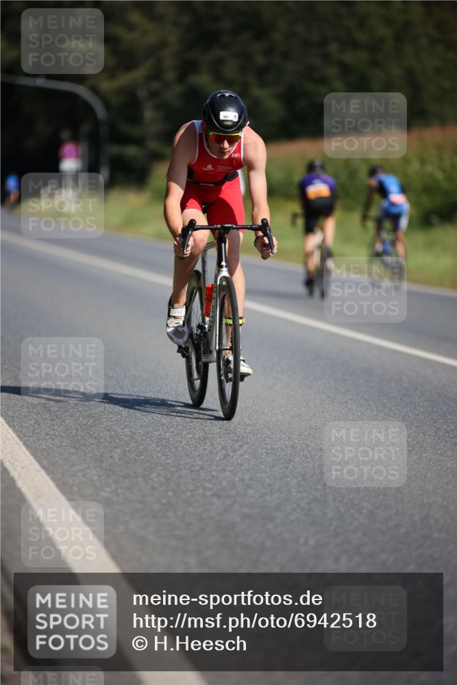01.09.2024 - 17. Tribühne Triathlon H.Heesch http://msf.ph/oto/6942518 01.09.2024 11:21:57 Radfahren 309, 317, 361, 413, 428 meine-sportfotos.de