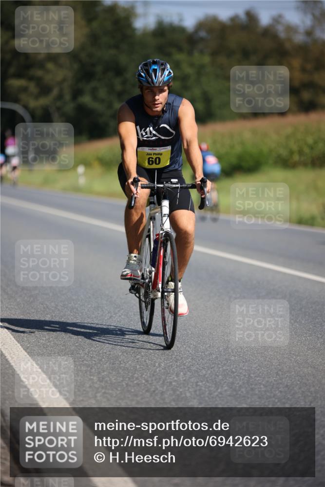 01.09.2024 - 17. Tribühne Triathlon H.Heesch http://msf.ph/oto/6942623 01.09.2024 11:22:26 Radfahren 60, 409, 427 meine-sportfotos.de