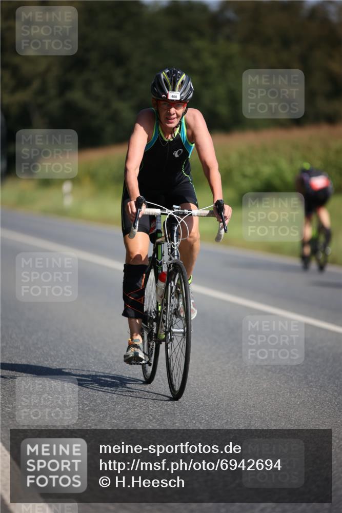 01.09.2024 - 17. Tribühne Triathlon H.Heesch http://msf.ph/oto/6942694 01.09.2024 11:22:47 Radfahren 382, 408, 510 meine-sportfotos.de