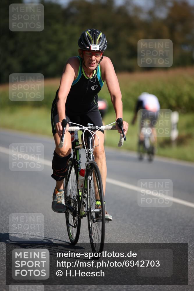 01.09.2024 - 17. Tribühne Triathlon H.Heesch http://msf.ph/oto/6942703 01.09.2024 11:22:47 Radfahren 382, 408, 510 meine-sportfotos.de