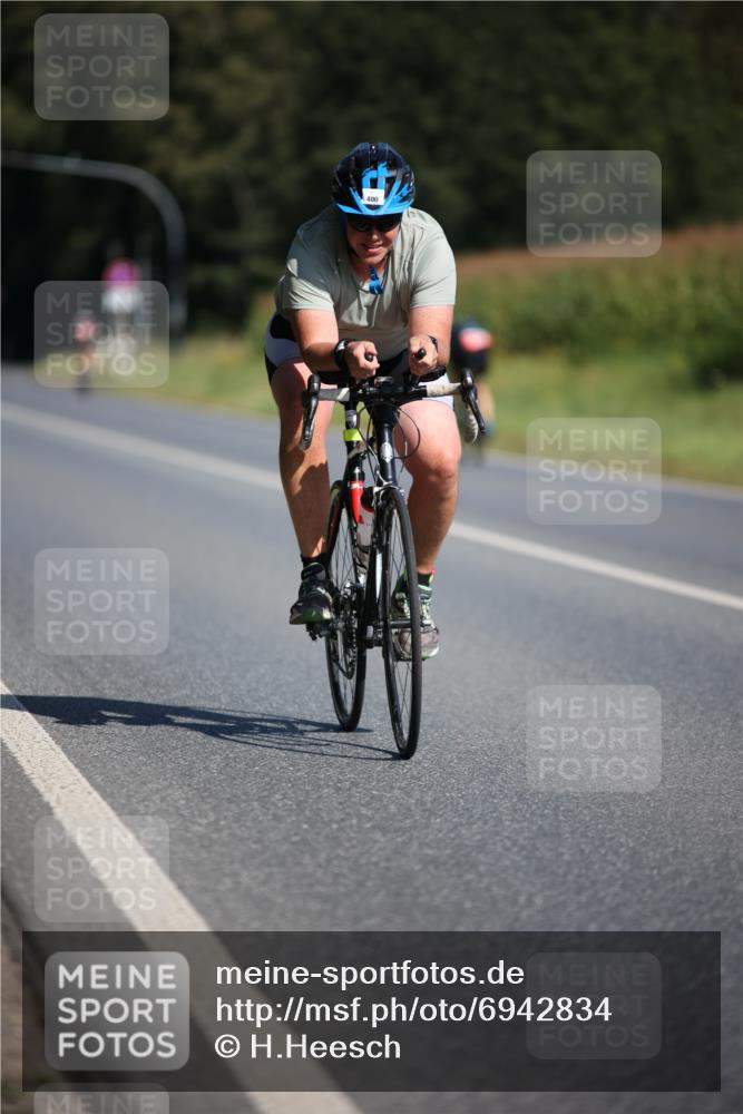 01.09.2024 - 17. Tribühne Triathlon H.Heesch http://msf.ph/oto/6942834 01.09.2024 11:24:58 Radfahren 396, 400, 415, 416, 470 meine-sportfotos.de