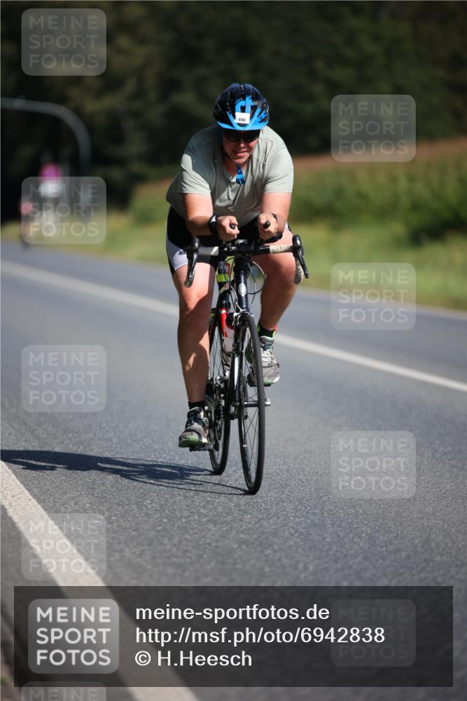 01.09.2024 - 17. Tribühne Triathlon H.Heesch http://msf.ph/oto/6942838 01.09.2024 11:24:58 Radfahren 396, 400, 415, 416, 470 meine-sportfotos.de