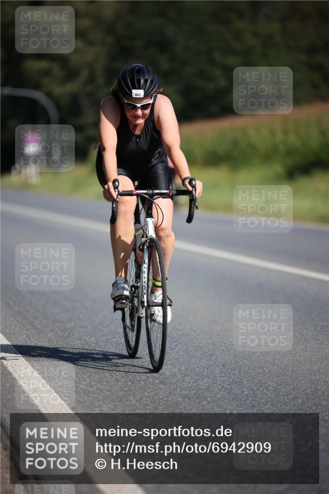 01.09.2024 - 17. Tribühne Triathlon H.Heesch http://msf.ph/oto/6942909 01.09.2024 11:25:09 Radfahren 335, 336, 403, 415, 474, 486, 553, 1479 meine-sportfotos.de