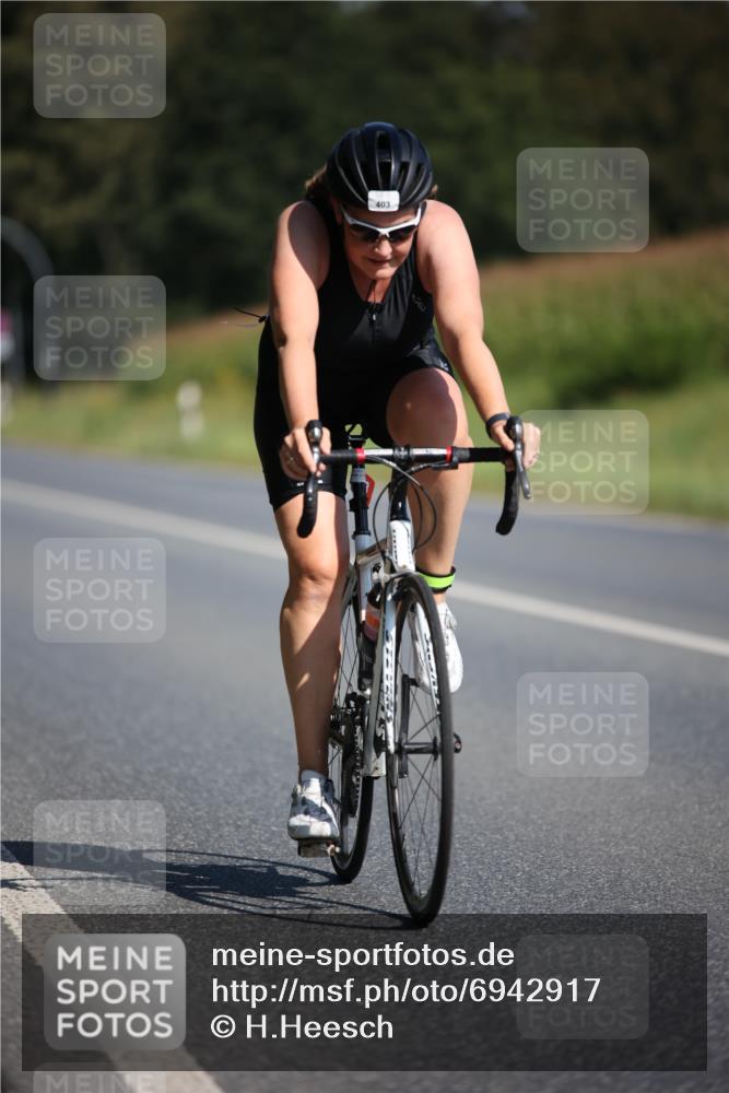01.09.2024 - 17. Tribühne Triathlon H.Heesch http://msf.ph/oto/6942917 01.09.2024 11:25:09 Radfahren 335, 336, 403, 415, 474, 486, 553, 1479 meine-sportfotos.de