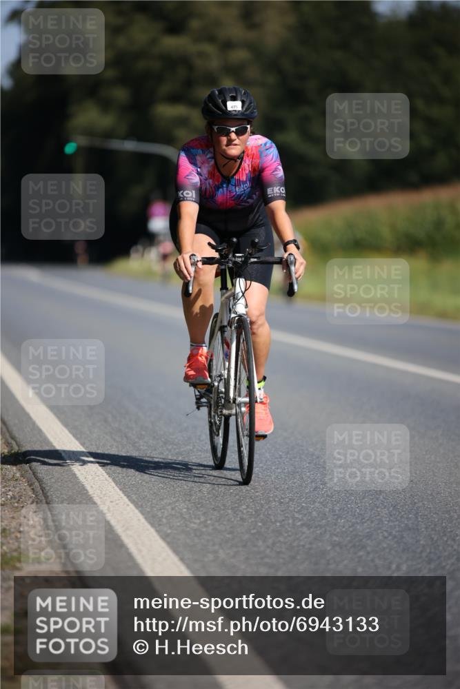01.09.2024 - 17. Tribühne Triathlon H.Heesch http://msf.ph/oto/6943133 01.09.2024 11:30:11 Radfahren 357, 425, 461, 532, 539 meine-sportfotos.de