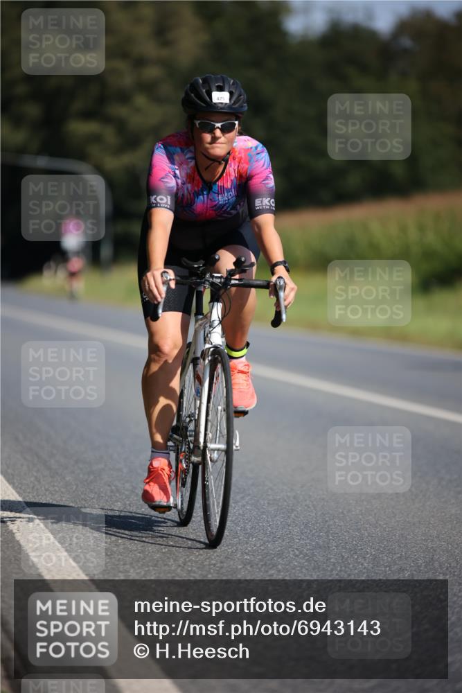 01.09.2024 - 17. Tribühne Triathlon H.Heesch http://msf.ph/oto/6943143 01.09.2024 11:30:12 Radfahren 312, 425, 532, 539 meine-sportfotos.de
