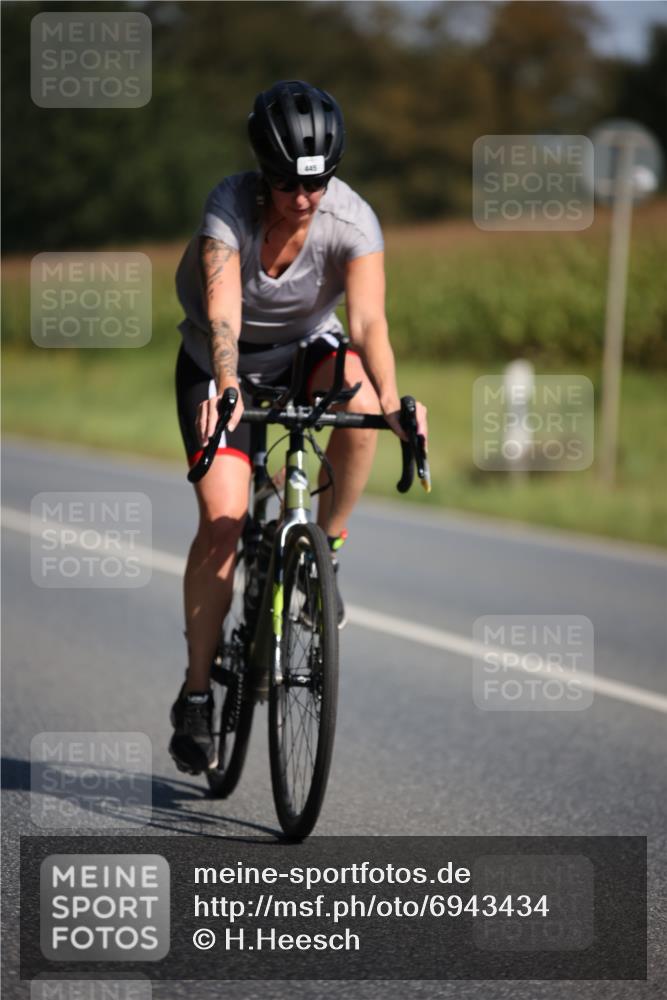 01.09.2024 - 17. Tribühne Triathlon H.Heesch http://msf.ph/oto/6943434 01.09.2024 11:31:32 Radfahren 377, 415, 416, 422, 445, 448, 561, 563 meine-sportfotos.de