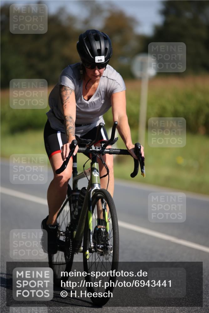 01.09.2024 - 17. Tribühne Triathlon H.Heesch http://msf.ph/oto/6943441 01.09.2024 11:31:32 Radfahren 377, 415, 416, 422, 445, 448, 561, 563 meine-sportfotos.de