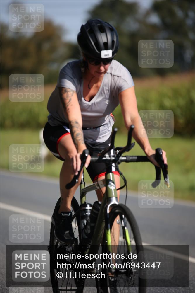 01.09.2024 - 17. Tribühne Triathlon H.Heesch http://msf.ph/oto/6943447 01.09.2024 11:31:33 Radfahren 377, 415, 416, 422, 445, 448, 561, 563 meine-sportfotos.de