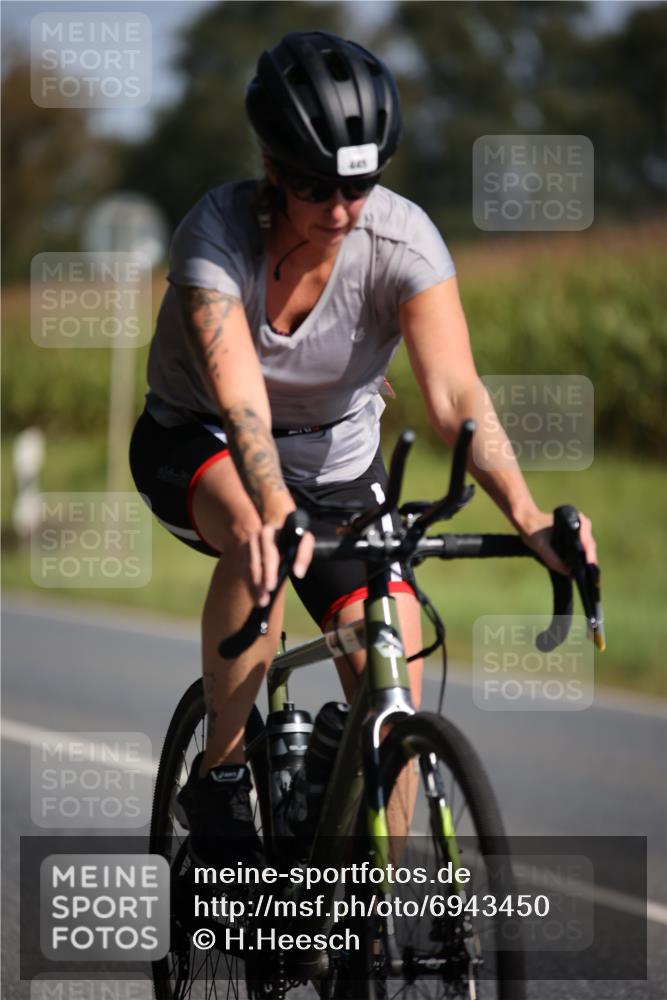 01.09.2024 - 17. Tribühne Triathlon H.Heesch http://msf.ph/oto/6943450 01.09.2024 11:31:33 Radfahren 377, 415, 416, 422, 445, 448, 561, 563 meine-sportfotos.de