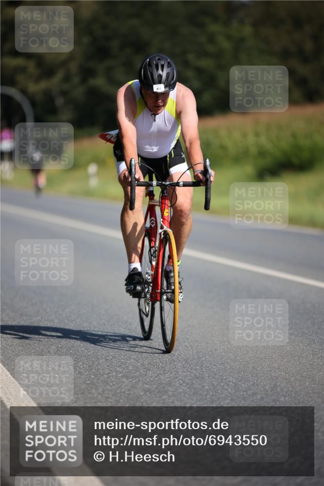 01.09.2024 - 17. Tribühne Triathlon H.Heesch http://msf.ph/oto/6943550 01.09.2024 11:33:04 Radfahren 328, 401, 541, 542 meine-sportfotos.de