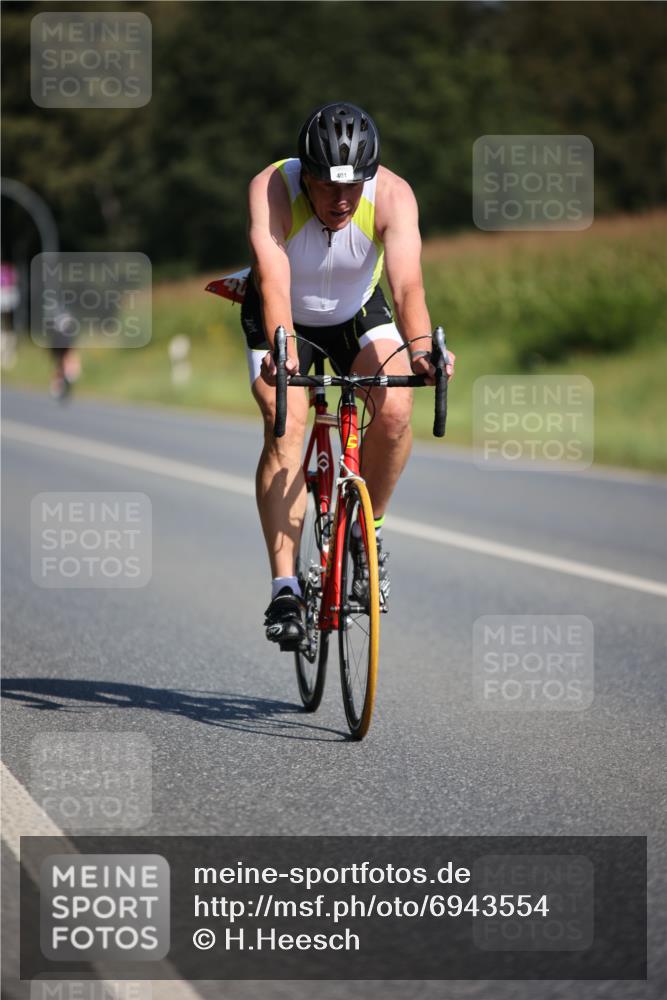 01.09.2024 - 17. Tribühne Triathlon H.Heesch http://msf.ph/oto/6943554 01.09.2024 11:33:04 Radfahren 328, 401, 541, 542 meine-sportfotos.de