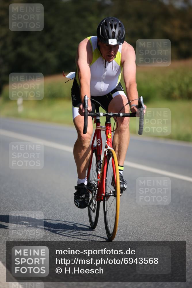 01.09.2024 - 17. Tribühne Triathlon H.Heesch http://msf.ph/oto/6943568 01.09.2024 11:33:04 Radfahren 328, 401, 541, 542 meine-sportfotos.de