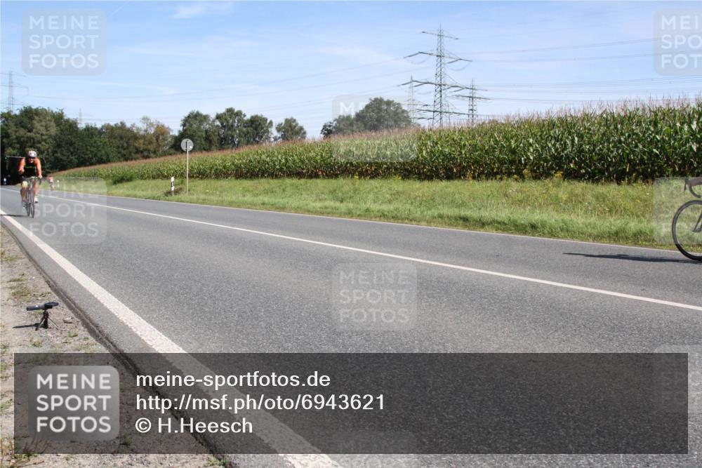 01.09.2024 - 17. Tribühne Triathlon H.Heesch http://msf.ph/oto/6943621 01.09.2024 11:36:57 Radfahren 485, 486, 509 meine-sportfotos.de