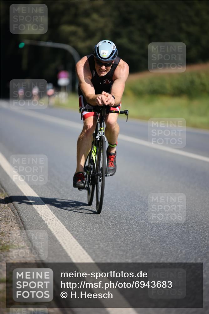01.09.2024 - 17. Tribühne Triathlon H.Heesch http://msf.ph/oto/6943683 01.09.2024 11:33:48 Radfahren 489 meine-sportfotos.de