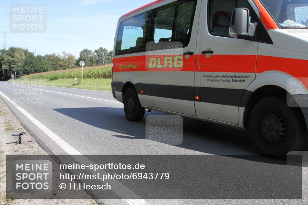 01.09.2024 - 17. Tribühne Triathlon H.Heesch http://msf.ph/oto/6943779 01.09.2024 11:40:03 Radfahren 350, 510 meine-sportfotos.de