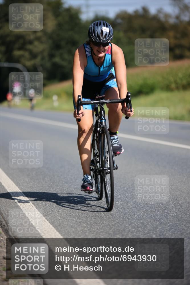 01.09.2024 - 17. Tribühne Triathlon H.Heesch http://msf.ph/oto/6943930 01.09.2024 11:35:14 Radfahren 413, 449, 510 meine-sportfotos.de
