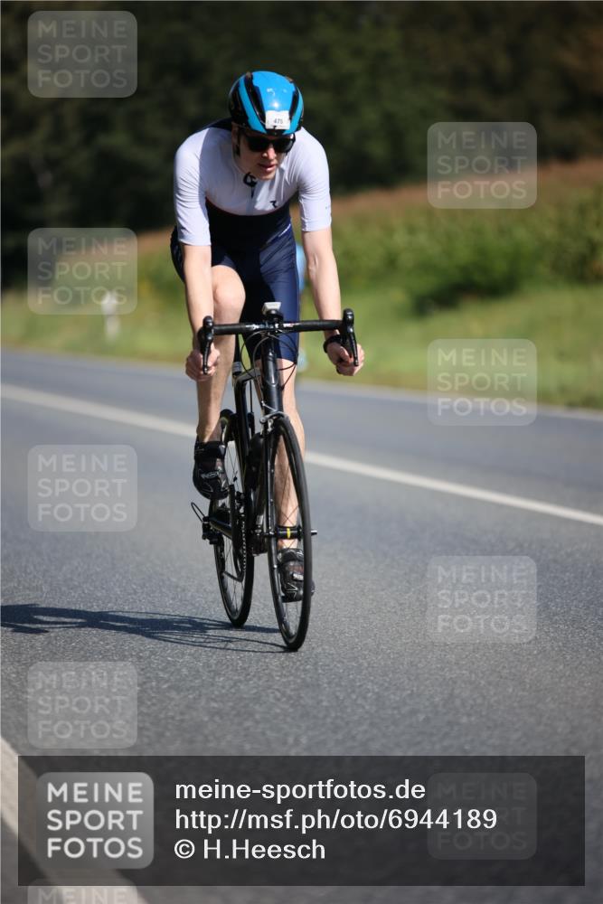 01.09.2024 - 17. Tribühne Triathlon H.Heesch http://msf.ph/oto/6944189 01.09.2024 11:36:37 Radfahren 309, 330, 341, 398, 409, 475 meine-sportfotos.de