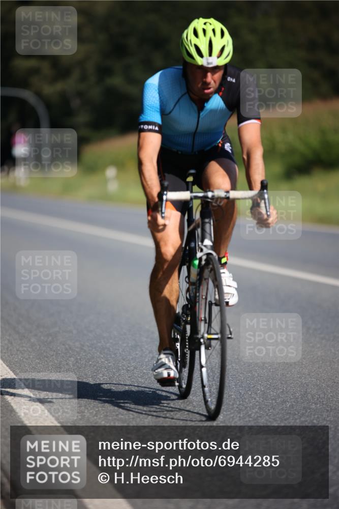 01.09.2024 - 17. Tribühne Triathlon H.Heesch http://msf.ph/oto/6944285 01.09.2024 11:36:49 Radfahren 395, 485, 486, 509 meine-sportfotos.de