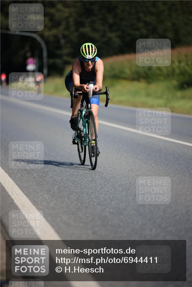 01.09.2024 - 17. Tribühne Triathlon H.Heesch http://msf.ph/oto/6944411 01.09.2024 11:37:10 Radfahren 372, 412, 459, 460, 504, 508, 536 meine-sportfotos.de
