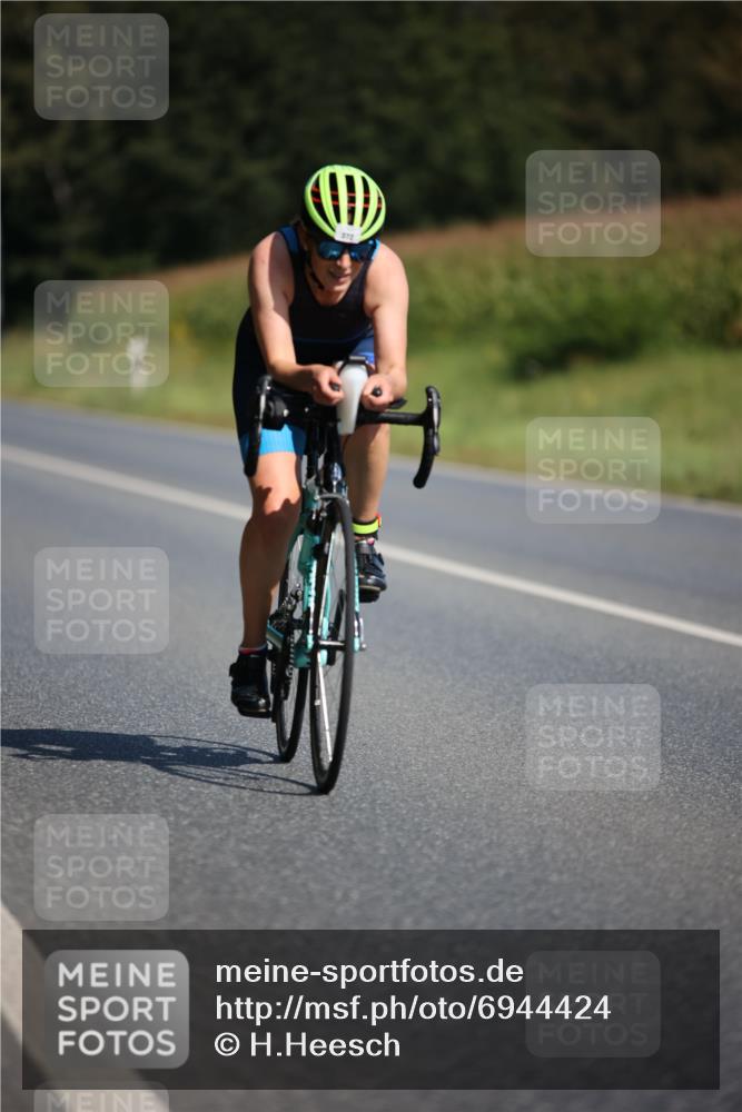 01.09.2024 - 17. Tribühne Triathlon H.Heesch http://msf.ph/oto/6944424 01.09.2024 11:37:11 Radfahren 372, 412, 459, 460, 504, 508, 536 meine-sportfotos.de