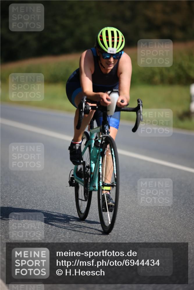 01.09.2024 - 17. Tribühne Triathlon H.Heesch http://msf.ph/oto/6944434 01.09.2024 11:37:11 Radfahren 372, 412, 459, 460, 504, 508, 536 meine-sportfotos.de