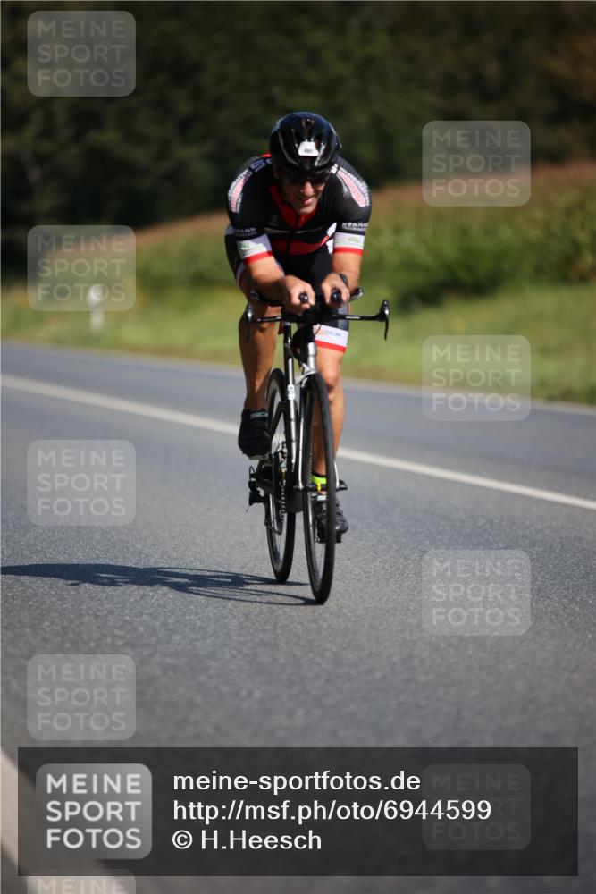 01.09.2024 - 17. Tribühne Triathlon H.Heesch http://msf.ph/oto/6944599 01.09.2024 11:37:33 Radfahren 404, 406, 454, 495 meine-sportfotos.de