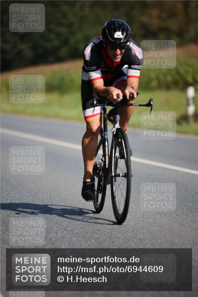01.09.2024 - 17. Tribühne Triathlon H.Heesch http://msf.ph/oto/6944609 01.09.2024 11:37:34 Radfahren 404, 406, 454, 495 meine-sportfotos.de