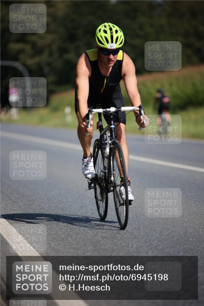 01.09.2024 - 17. Tribühne Triathlon H.Heesch http://msf.ph/oto/6945198 01.09.2024 11:42:46 Radfahren 427, 478, 551 meine-sportfotos.de