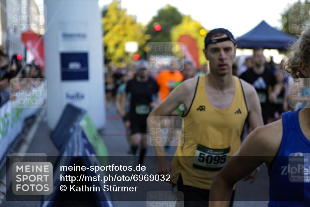 01.09.2024 - BARMER Alsterlauf Kathrin Stürmer Photography http://msf.ph/oto/6969032 01.09.2024 08:58:40 Ziel  meine-sportfotos.de