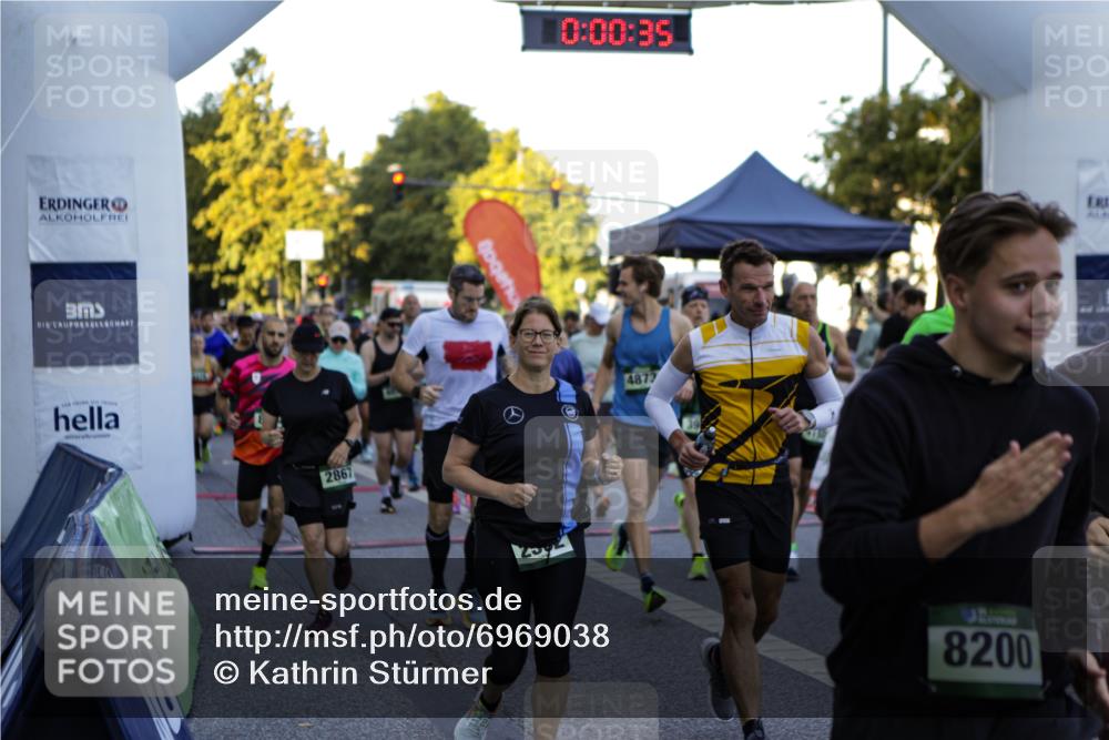 01.09.2024 - BARMER Alsterlauf Kathrin Stürmer Photography http://msf.ph/oto/6969038 01.09.2024 08:59:01 Ziel  meine-sportfotos.de