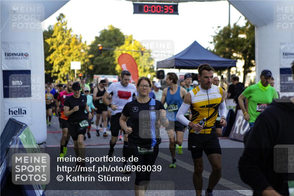 01.09.2024 - BARMER Alsterlauf Kathrin Stürmer Photography http://msf.ph/oto/6969039 01.09.2024 08:59:01 Ziel  meine-sportfotos.de