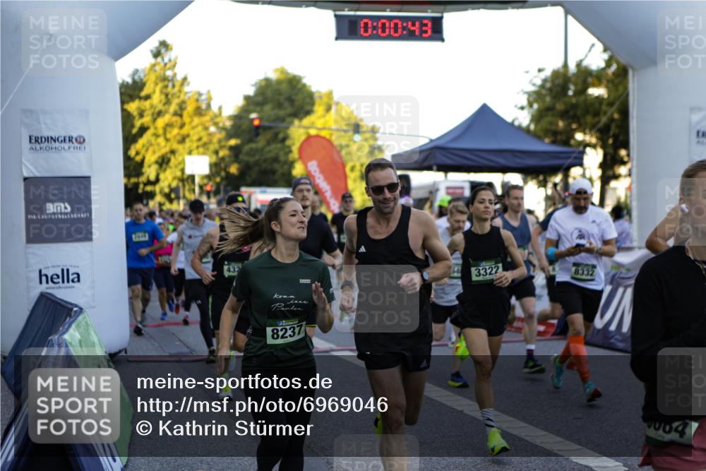 01.09.2024 - BARMER Alsterlauf Kathrin Stürmer Photography http://msf.ph/oto/6969046 01.09.2024 08:59:08 Ziel  meine-sportfotos.de