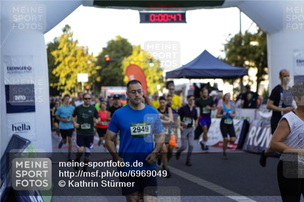 01.09.2024 - BARMER Alsterlauf Kathrin Stürmer Photography http://msf.ph/oto/6969049 01.09.2024 08:59:12 Ziel  meine-sportfotos.de