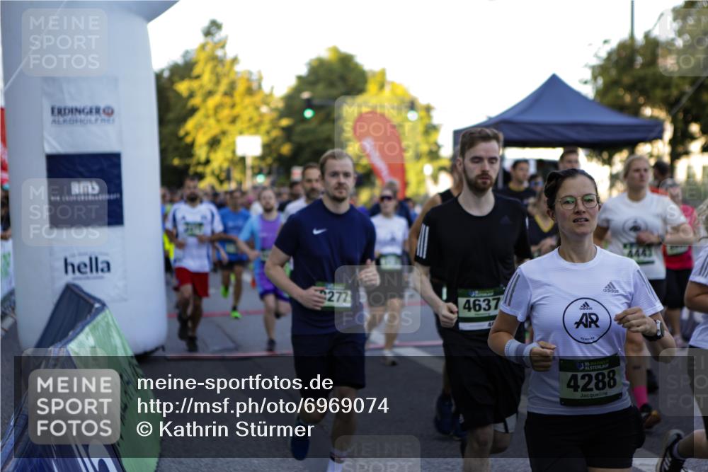 01.09.2024 - BARMER Alsterlauf Kathrin Stürmer Photography http://msf.ph/oto/6969074 01.09.2024 09:01:33 Ziel  meine-sportfotos.de
