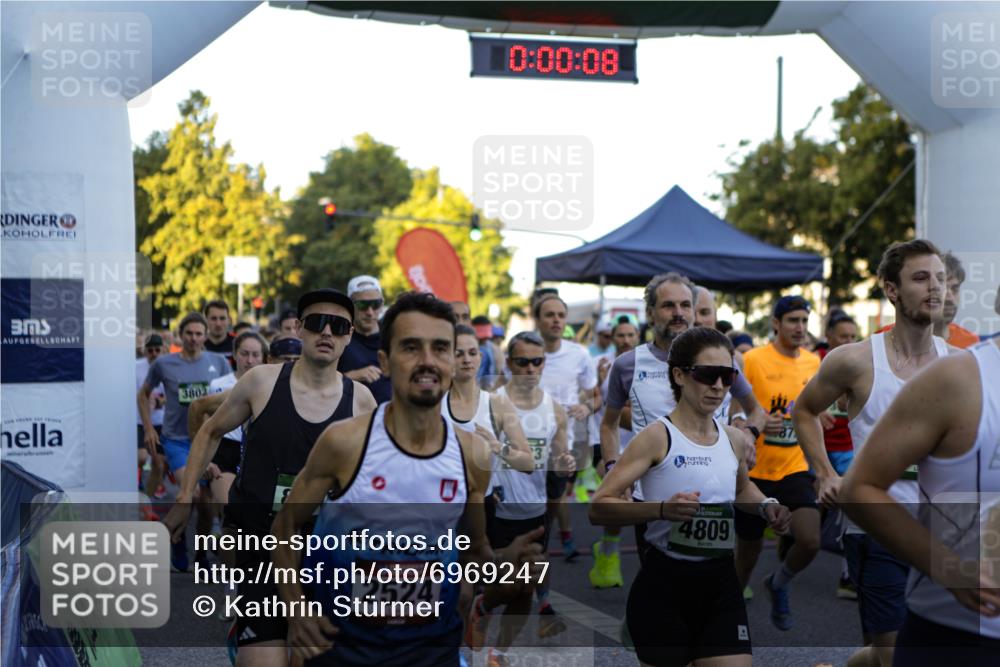 01.09.2024 - BARMER Alsterlauf Kathrin Stürmer Photography http://msf.ph/oto/6969247 01.09.2024 08:58:34 Ziel  meine-sportfotos.de