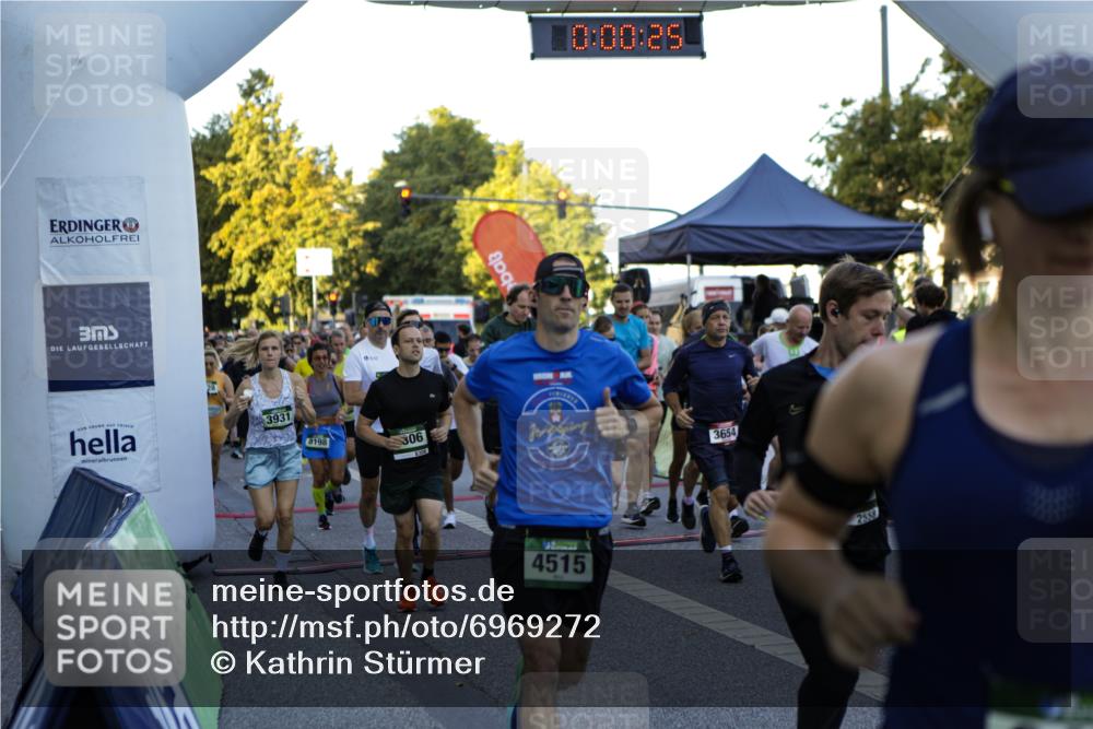 01.09.2024 - BARMER Alsterlauf Kathrin Stürmer Photography http://msf.ph/oto/6969272 01.09.2024 08:58:50 Ziel  meine-sportfotos.de